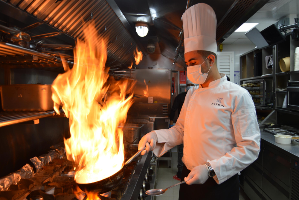 Cloud Kitchens and Virtual Restaurants in Dubai: Official Licensing Process and Compliance Requirements