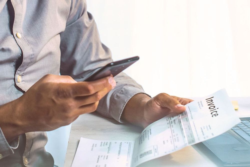 How to Handle Late-Paying Clients in Dubai