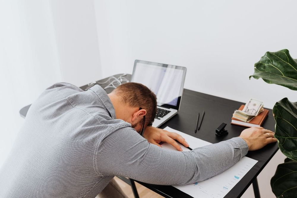 How Dubai Professionals Are Using Sleep Science to Perform Better at Work