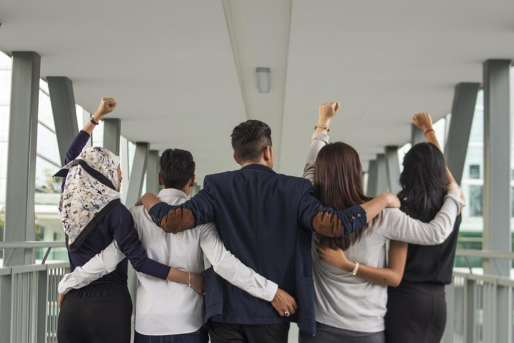 Why the Right Professional Friendships Are Worth More Than Any Job Application