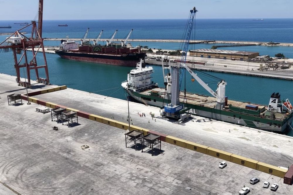 DP World Delivers First Mobile Harbour Crane to Port of Tartous