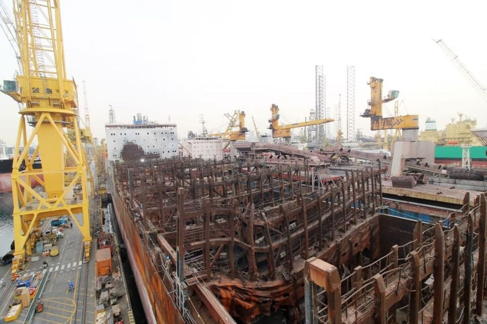 Drydocks World Completes Major Ship Recycling Project Recovering 20000 Tonnes of Material