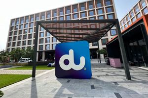 du Deploys Six Carrier Aggregation on Commercial 5G-Advanced Network
