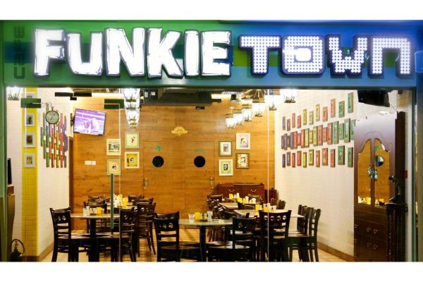 Zubin Mithaiwalla, Partner at Cafe Funkie Town, shares the journey of the restaurant