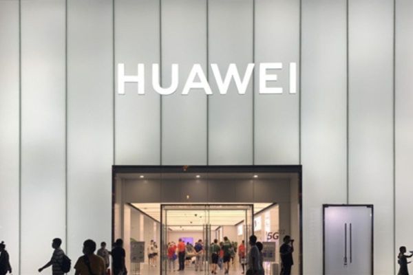 Huawei rivals Apple with ‘most powerful’ phone