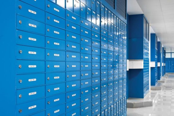 Emirates Post Group expands operations to Israel