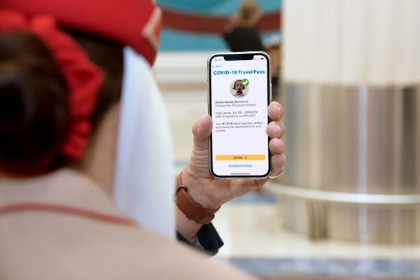 Emirates begins IATA Travel Pass trials simplifying COVID-19 related travel requirements