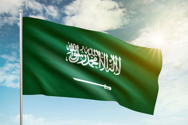 Saudi announces plans to open borders to tourists from August 1