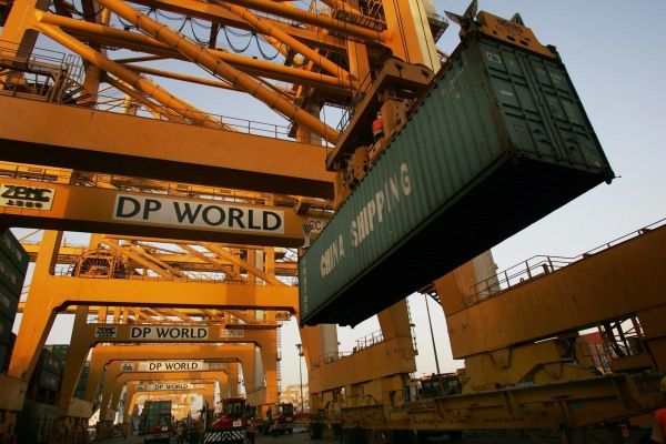 DP World set to invest in a fourth berth at its London Gateway logistics hub