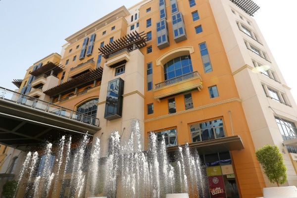 Dubai issues 55,194 new business licenses in the 1st 10 months of 2021