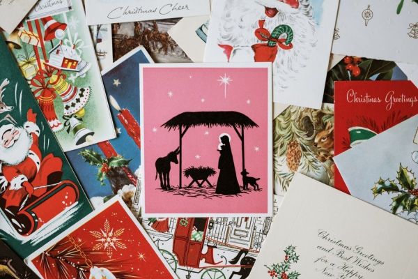 Dubai-based businesses creating festive & personalized greeting cards