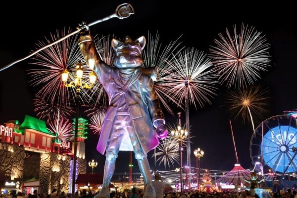 Global Village to welcome the New Year with 8 fireworks shows