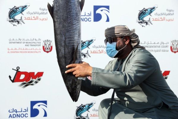 Dubai goes fishing at Al Dhafra Grand Kingfish Championship for Men and Women