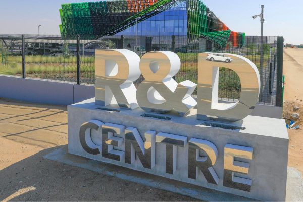DEWA’s R&D Centre and InfraX develop LoRa IoT for DEWA-SAT1