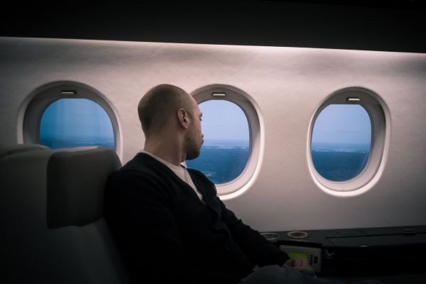 Experience a first-class airline seat in the Metaverse before buying tickets