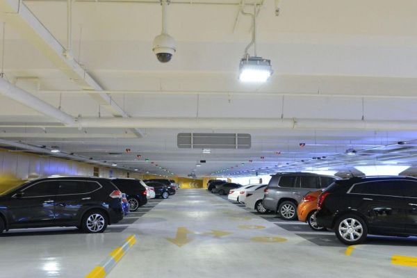 Dubai Motorists Can Now Pre-Book Their Parking Spot At Malls