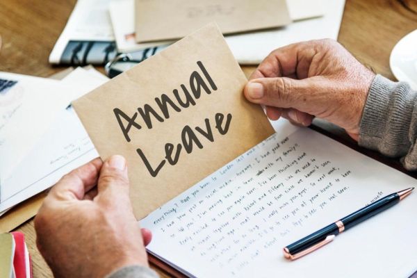 New UAE Labour Law On Encashing Paid Leaves