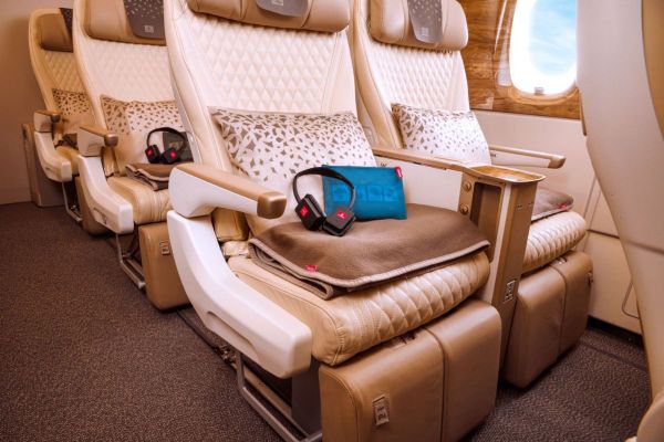 Emirates opens booking on its premium economy class