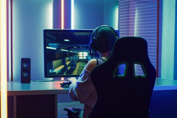 UAE has the highest number of adult gamers in the world in 2022