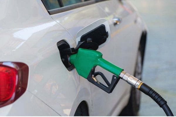 Fuel reimbursement expenses for UAE companies up by 38%
