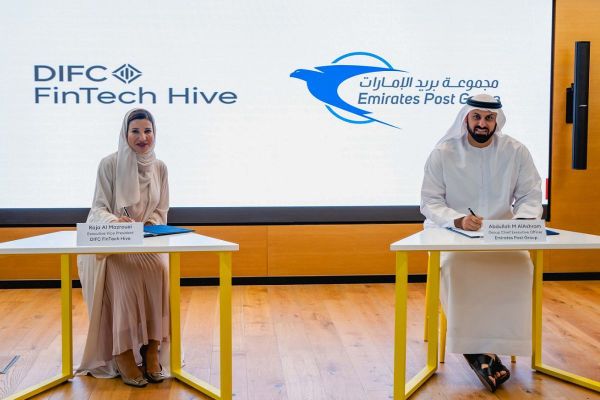 Emirates Post Group signs sponsorship agreement with FinTech Hive to promote technology innovation