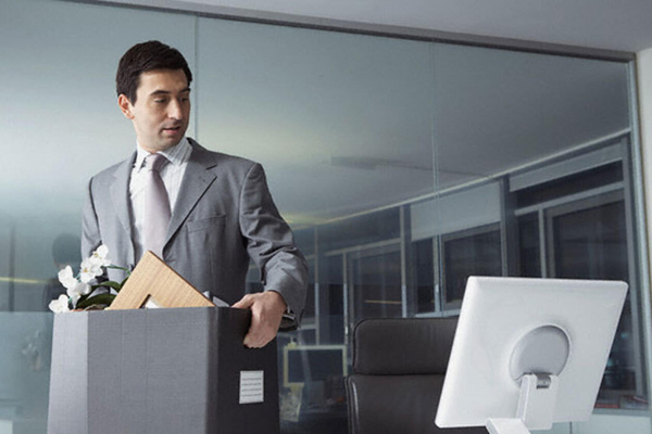 UAE Law: Will I face employment ban if I resign while on leave?