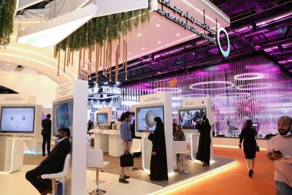 DEWA showcases its key projects and those of its subsidiaries at WETEX and DSS 2022