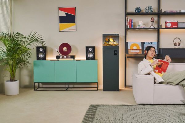 LG Unveiled Styler ShoeCase and ShoeCare at IFA 2022