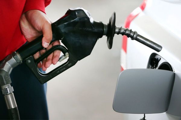 Residents adopt budget-friendly ways to cop with increasing fuel prices in UAE