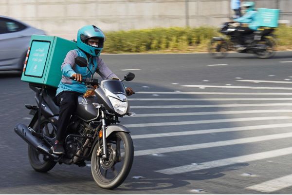 RTA announces programme to certify motorcyclists of delivery companies in Dubai
