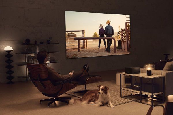 LG introduces world's first consumer TV with Zero Connect technology
