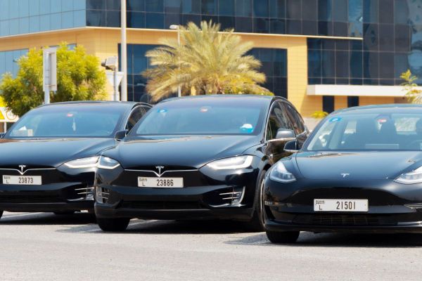 RTA taxis to become 100% eco-friendly by 2027