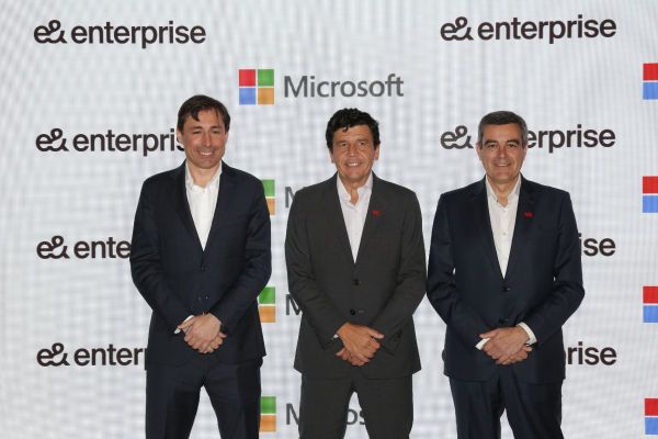 e& enterprise joins Microsoft to help businesses in their sustainability journey