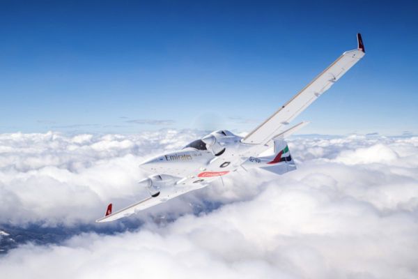 Emirates Flight Training Academy expands aircraft fleet