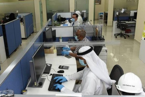 Dubai suspends new customs duty on international goods over  AED300