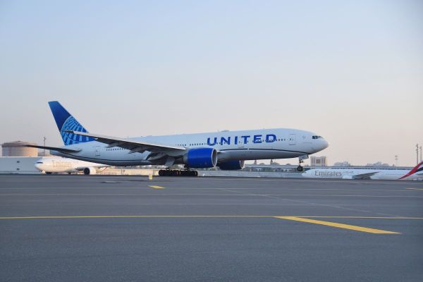 United Airlines launches nonstop service between New York/Newark and Dubai