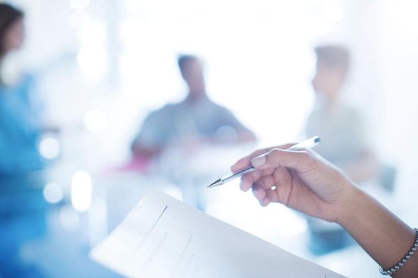 UAE: Do I cancel family visas, close bank, DEWA accounts before retiring & returning to home country?