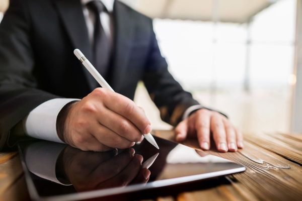 MoEI enables UAE Pass-based e-Signature feature for engineering contracts