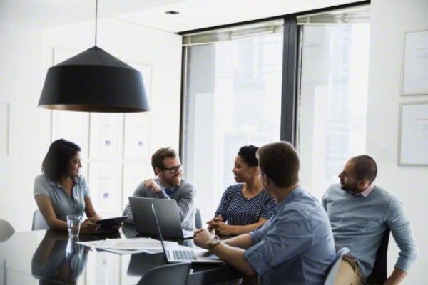 UAE: Are managerial-level employees eligible for overtime during Ramadan?