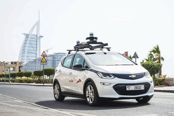 Dubai: Mohammed bin Rashid issues new law regulating operations of self-driving vehicles