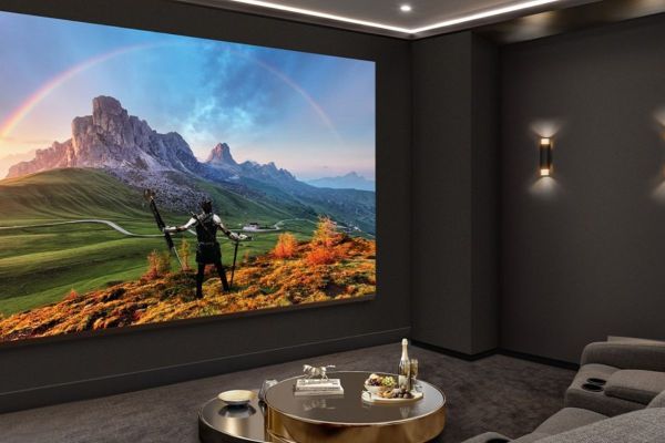 LG launches new LG MAGNIT display redefining the role of home screens