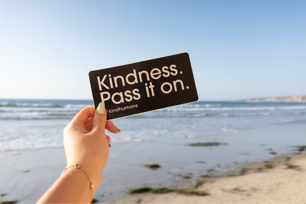 Heartwarming Tales: Acts of Kindness by Strangers in Dubai