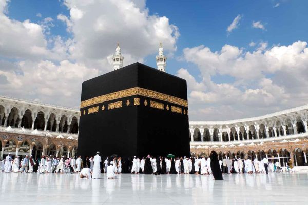 New Umrah season begins for GCC citizens and residents