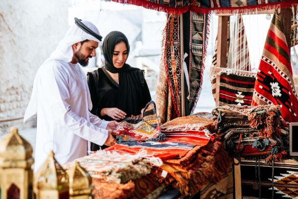 Ultimate Souvenir Guide: Take a piece of Dubai back home