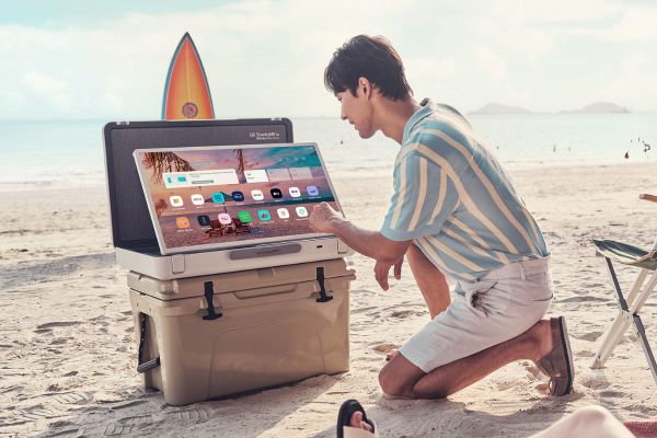 LG unveils the innovative lifestyle screen 'StanbyME Go' for on-the-go Entertainment