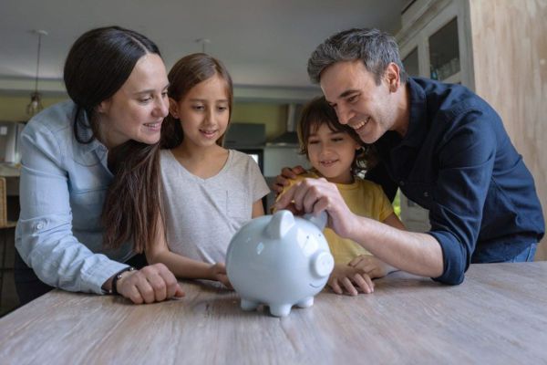 Top savings accounts for children in the UAE