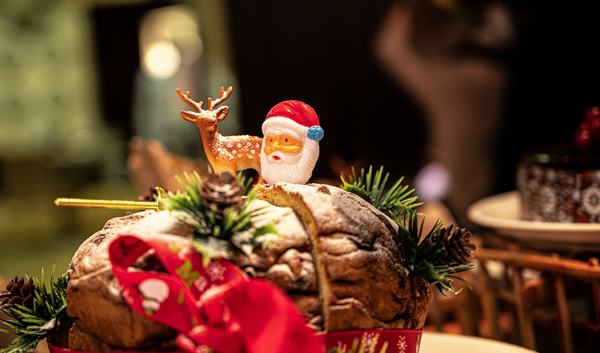 Celebrate the Festive Season at Ibis One Central and Novotel World Trade Centre