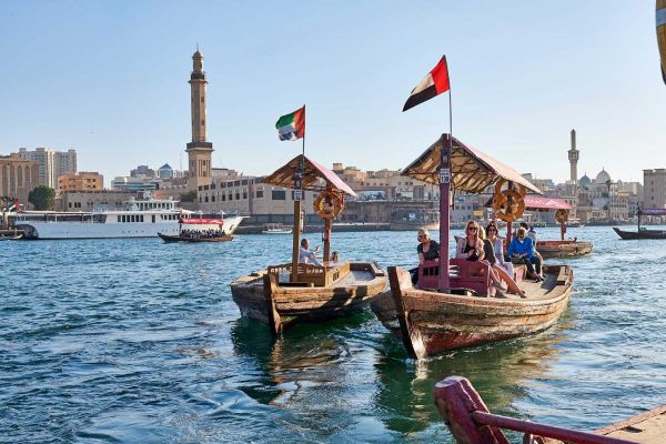 Top Restaurants in Bur Dubai: Little Bangkok, TOMO & More!