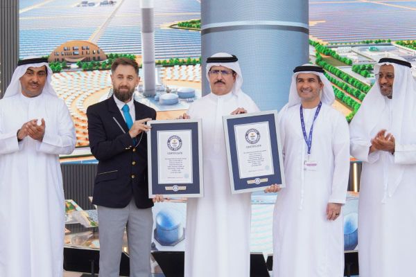 Mohammed bin Rashid Al Maktoum Solar Park Achieves Two Guinness World Records