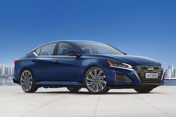 Arabian Automobiles Launches Exclusive Campaign for the Nissan Altima